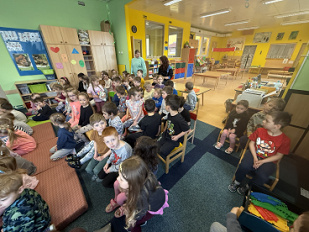 Divadlo Múza - O šípkové Růžence - 0